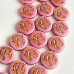 Pink horse beads with...
