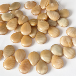 Beige drops - "moon light"...